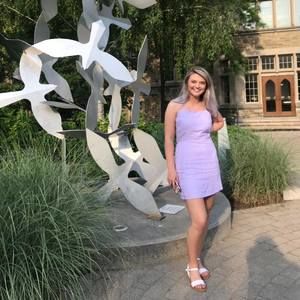 Meet your Posher, Sara